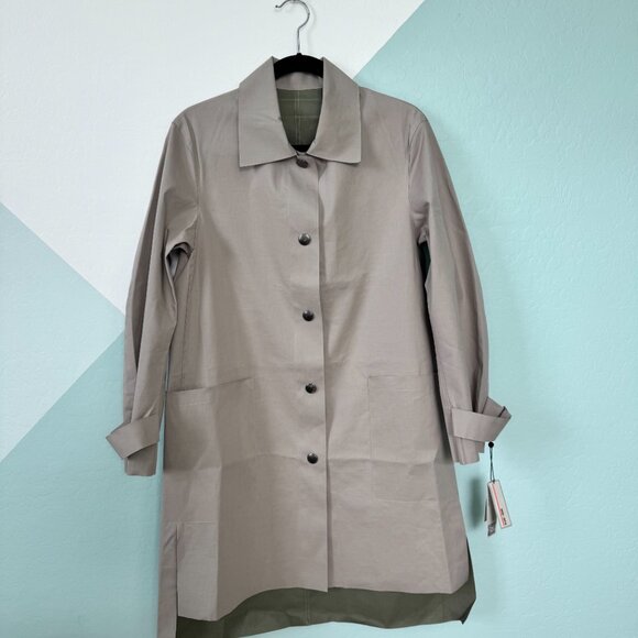 We-AR4 Waterproof Trenchcoat NWT Oversized size XSmall - Picture 1 of 7